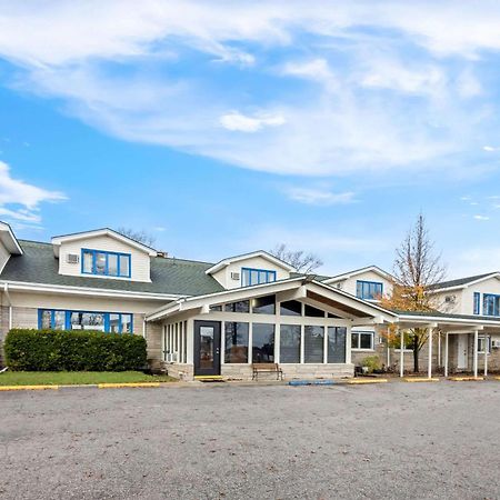 Rodeway Inn Formerly Camp Inn Lodge Oscoda Eksteriør billede